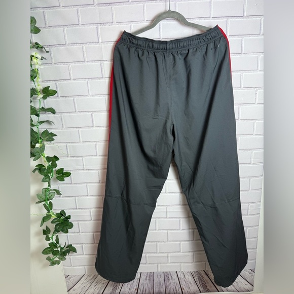 NIKE DRI-FIT Men's gray and Crimson Joggers/size XL - Picture 6 of 10